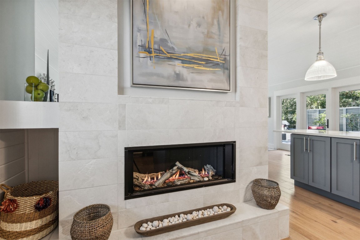 37 Marsh Creek Road Fernandina Beach, FL 32034 - Photo 10 of 42 DOUBLE SIDED FIREPLACE
