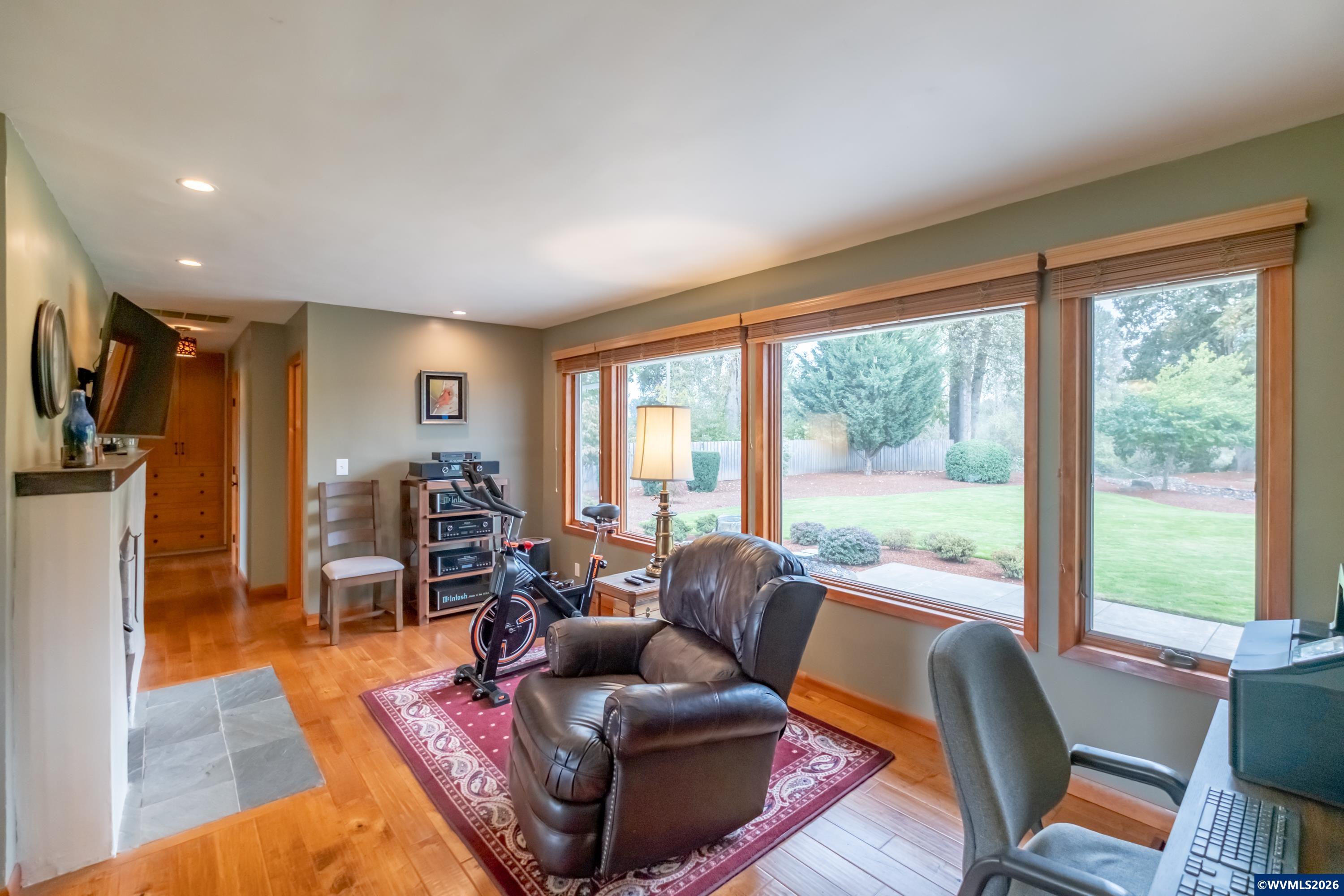 2866 Talbot Road South Jefferson, OR 97352 - Photo 19 of 50