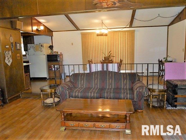 2023 North Quarry Road Trivoli, IL 61569 - Photo 20 of 32