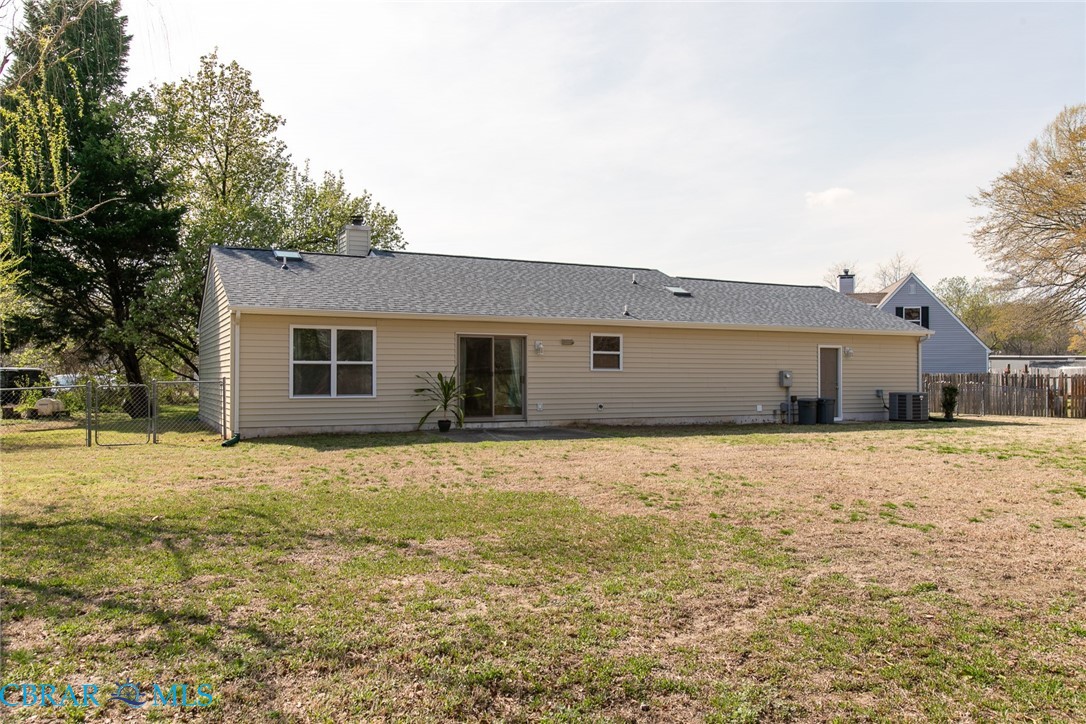 3071 Rachael Lane Hayes, VA 23072 - Photo 5 of 45