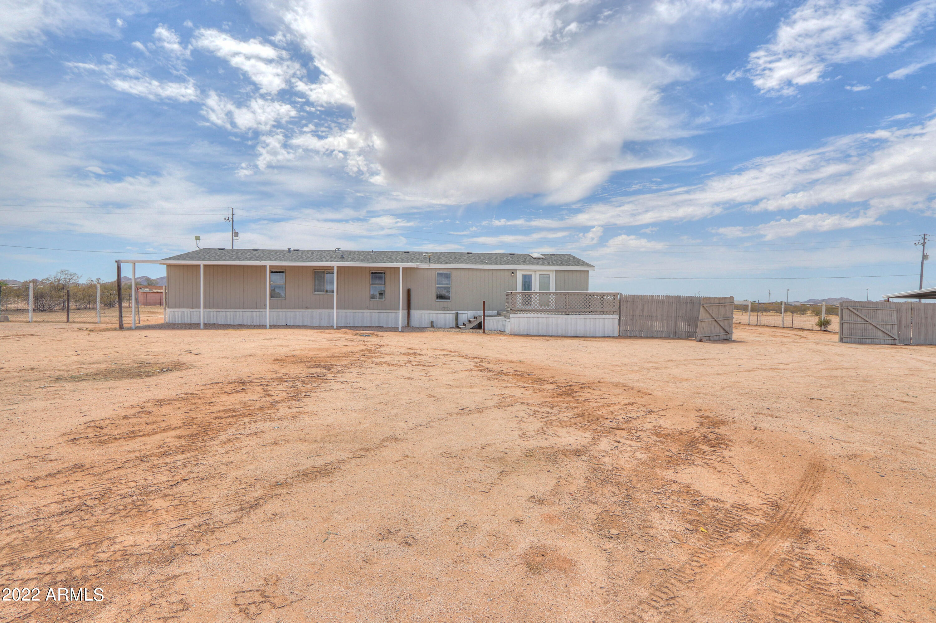 1321 North Ruby Road Maricopa, AZ 85139 - Photo 33 of 51 32