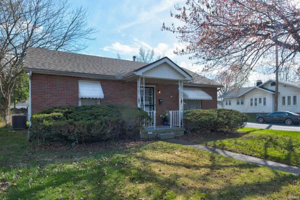 $168,500 | 1101 Ravenswood Drive, Evansville, IN 47714