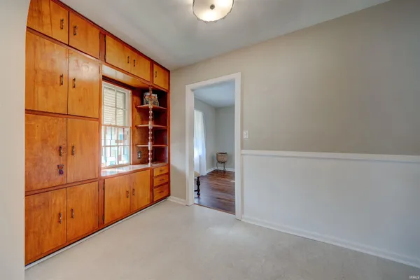 $168,500 | 1101 Ravenswood Drive, Evansville, IN 47714