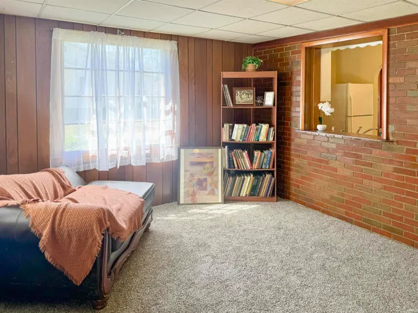 $168,500 | 1101 Ravenswood Drive, Evansville, IN 47714