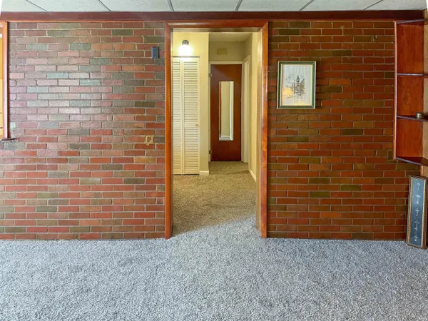 $168,500 | 1101 Ravenswood Drive, Evansville, IN 47714