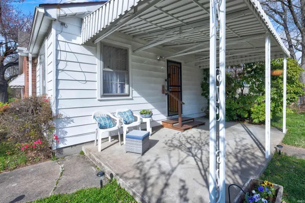 $168,500 | 1101 Ravenswood Drive, Evansville, IN 47714