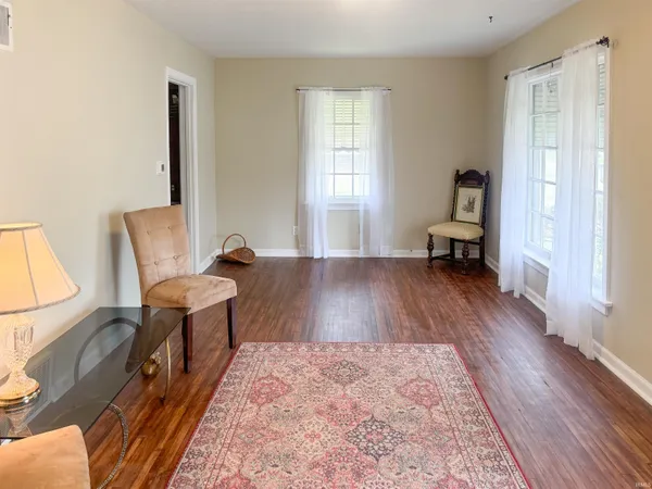 $168,500 | 1101 Ravenswood Drive, Evansville, IN 47714