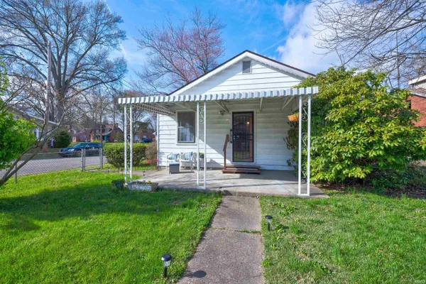 $168,500 | 1101 Ravenswood Drive, Evansville, IN 47714