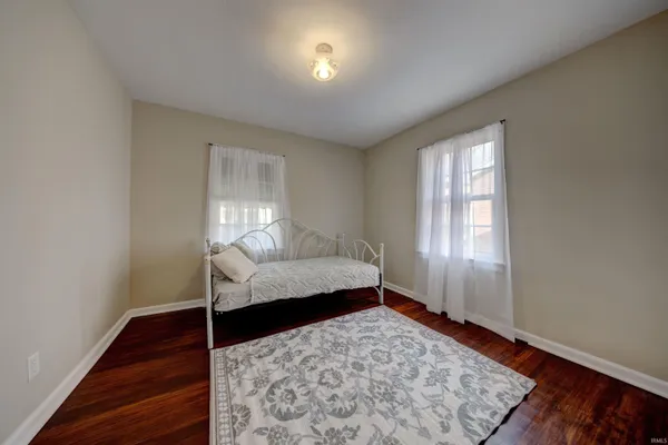 $168,500 | 1101 Ravenswood Drive, Evansville, IN 47714
