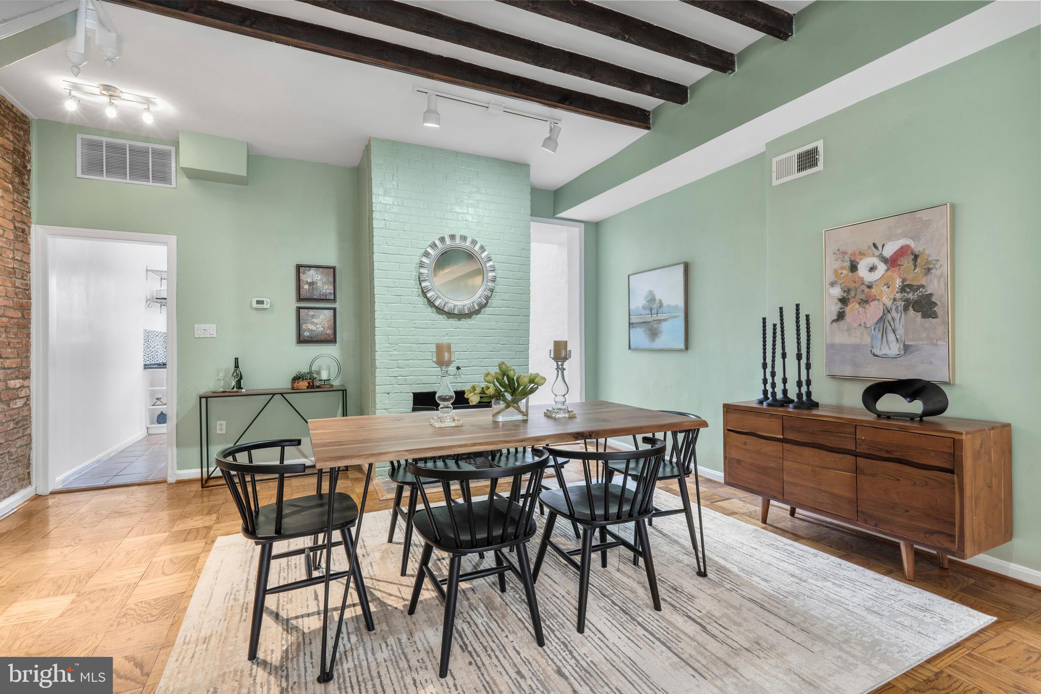 622 C Street Northeast Washington, DC 20002 - Photo 8 of 41 Gallery Image 8