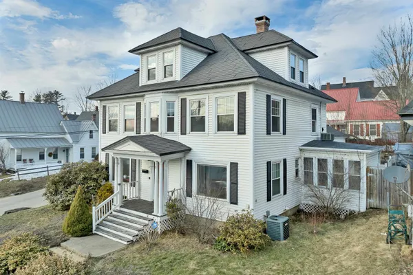 $415,000 | 632 Central Street, Franklin, NH 03235