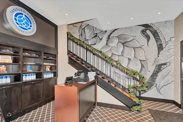 a view of entryway with a rug