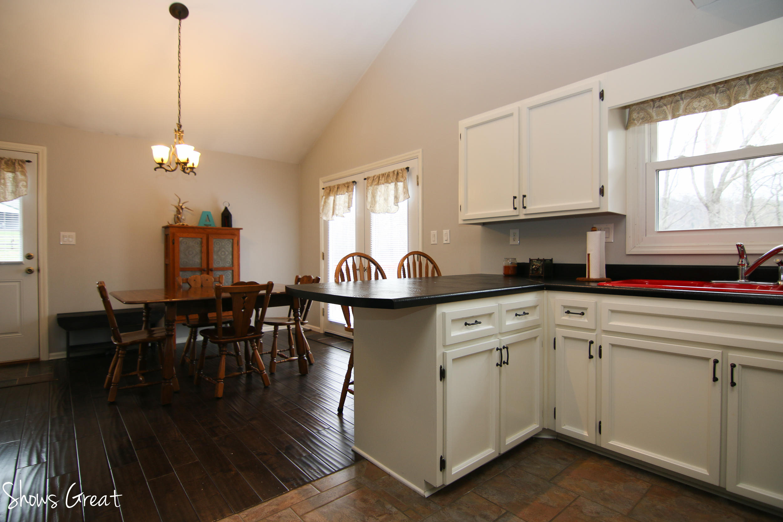 1839 Atkinson Hollow Road Vinton, VA 24179 - Photo 12 of 63 IMG_9710.jpg