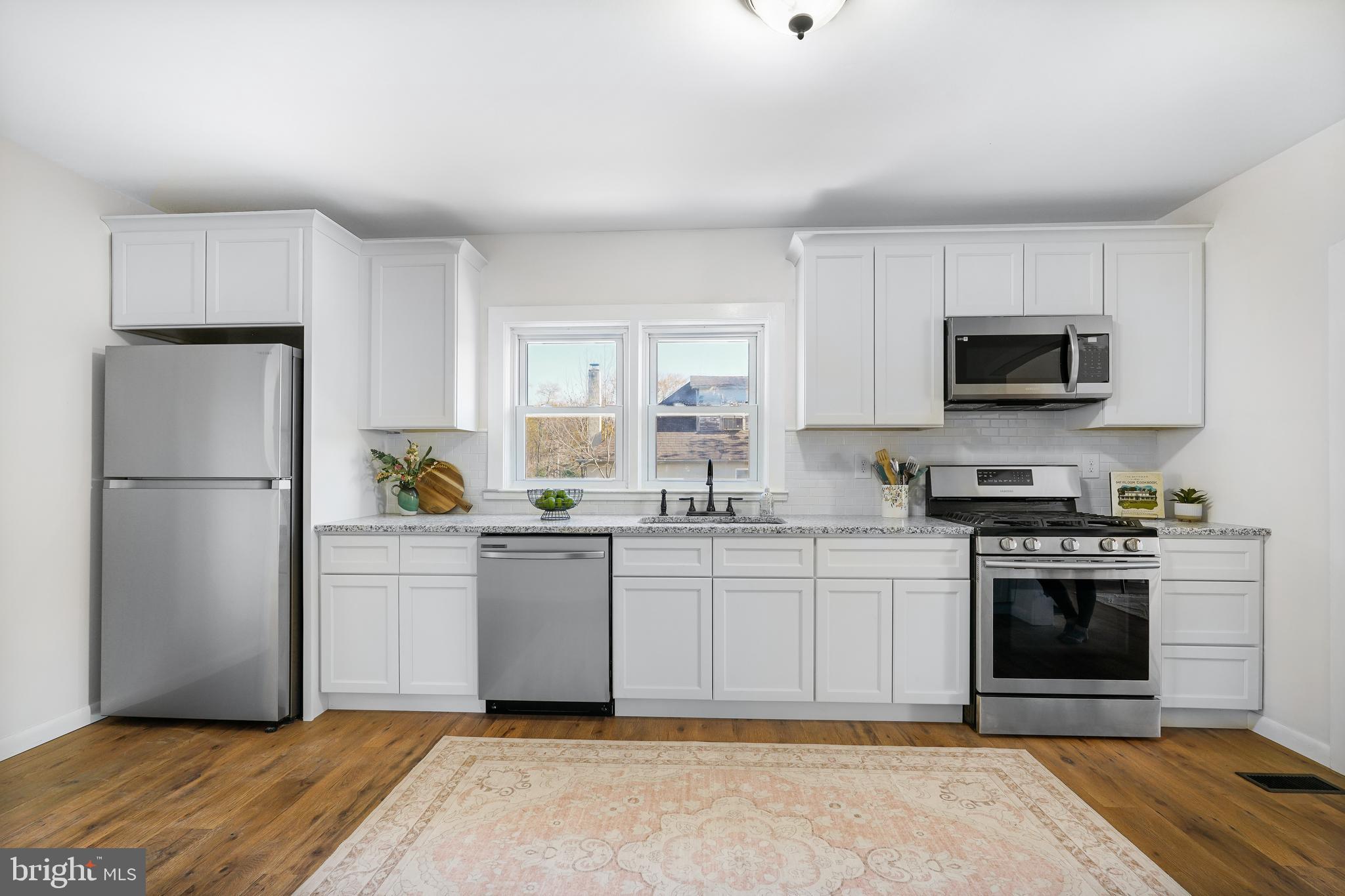 133 Reservoir Road Perryville, MD 21903 - Photo 17 of 29 Soft close white cabinets.