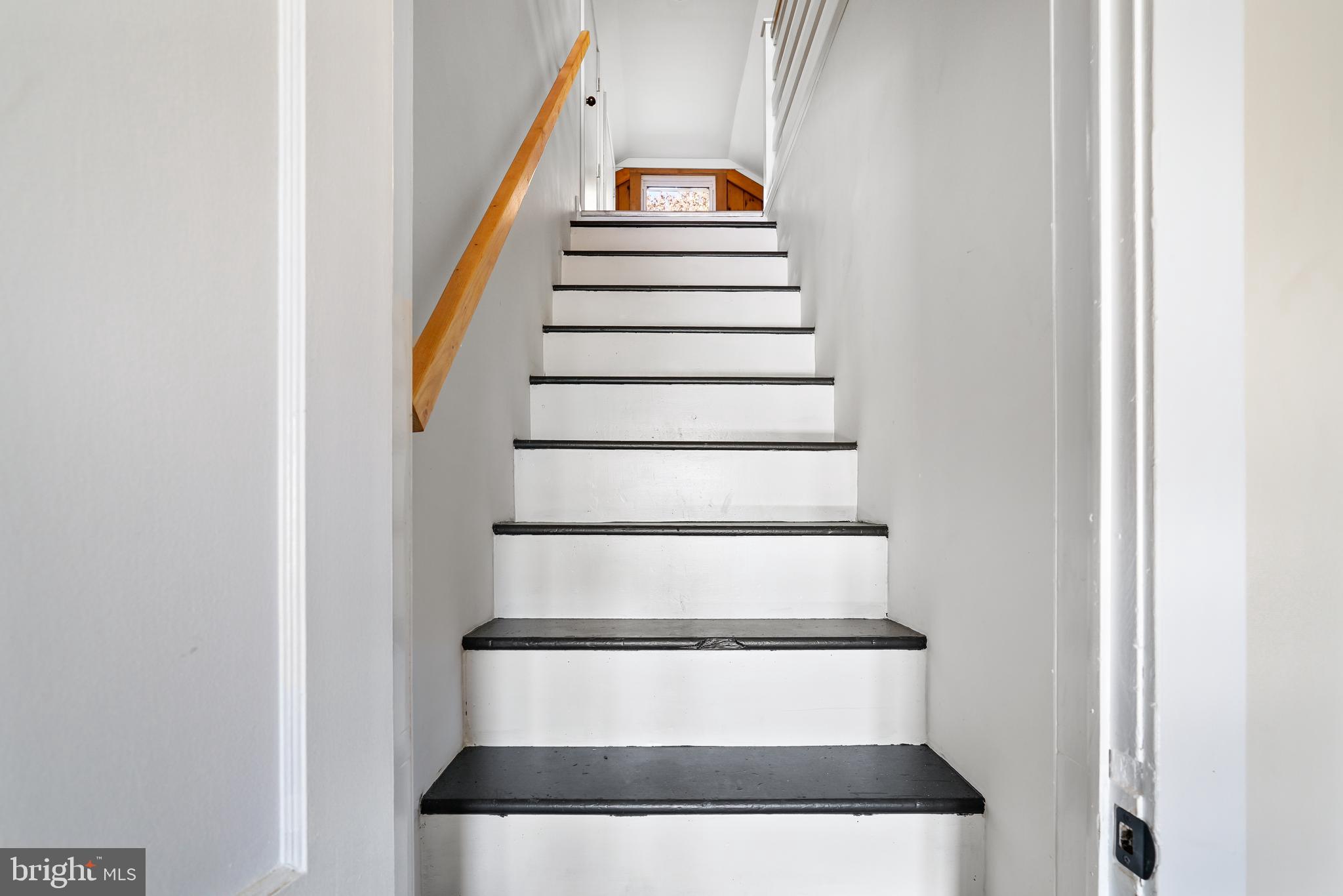133 Reservoir Road Perryville, MD 21903 - Photo 27 of 29 Stairs to loft.