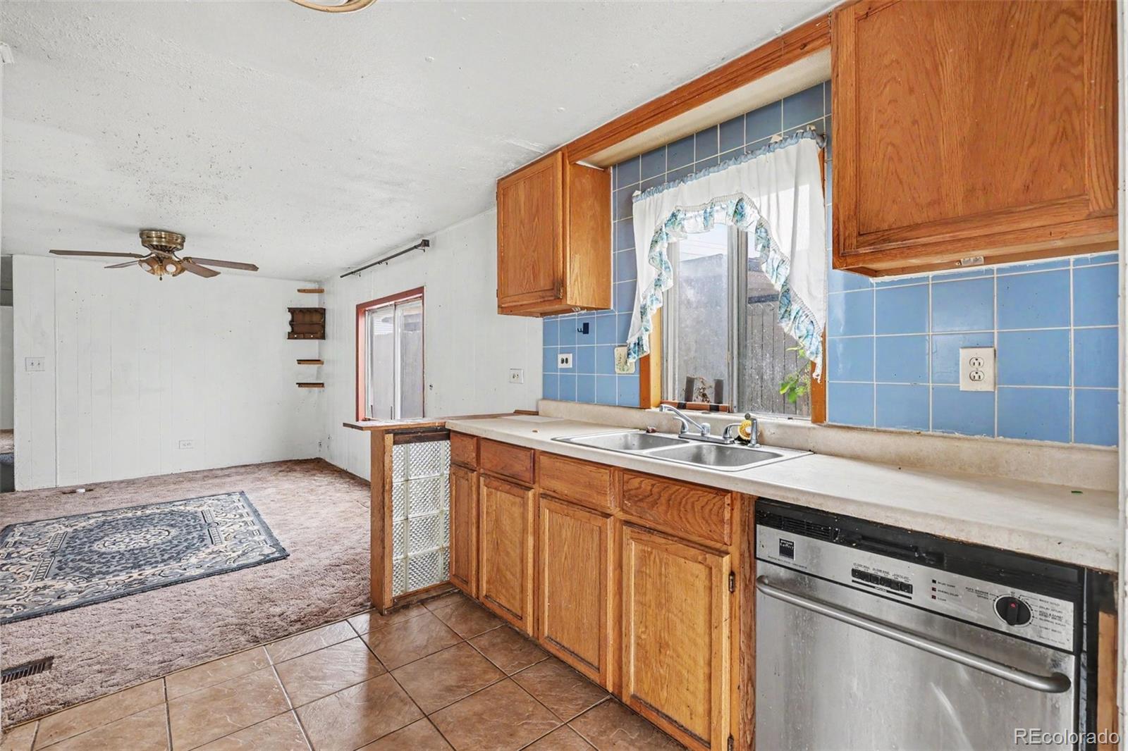 9037 Rampart Street Denver, CO 80260 - Photo 5 of 11