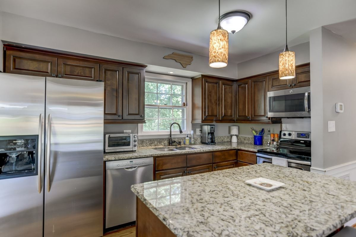 908 Currituck Drive Raleigh, NC 27609 - Photo 6 of 22 Photo 6
