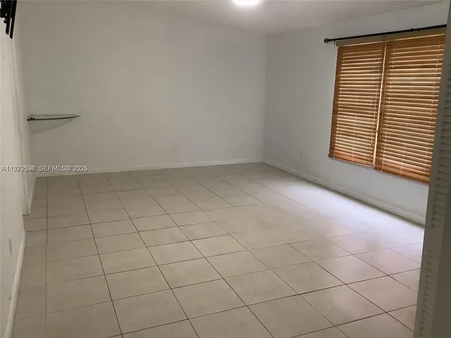 $309,500 | 19800 Southwest 180th Avenue, Miami, FL 33187