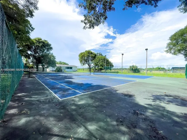 $309,500 | 19800 Southwest 180th Avenue, Miami, FL 33187