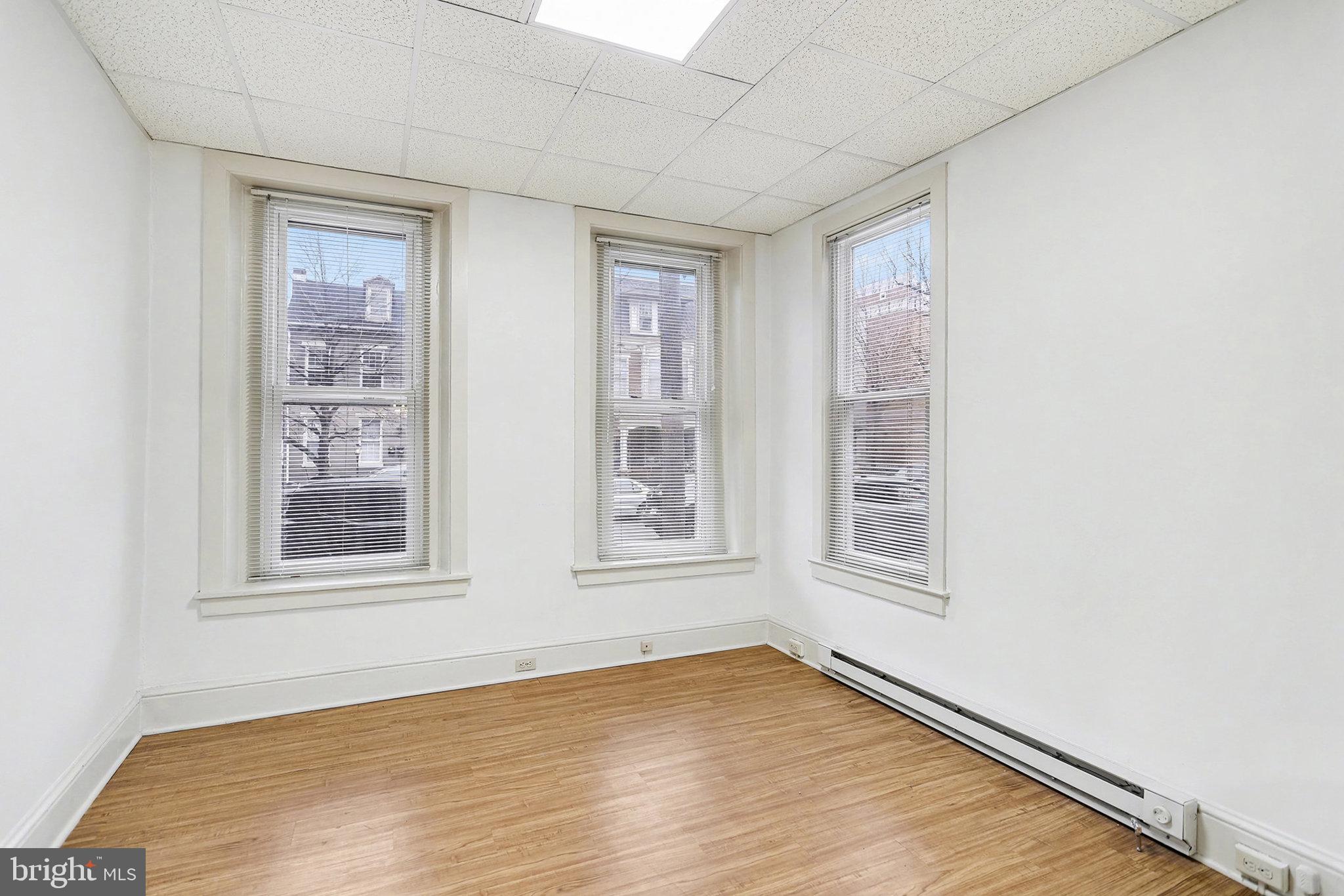 136 East Lemon Street, Unit 1 Lancaster, PA 17602 - Photo 4 of 16 Bright, airy space with charming windows.