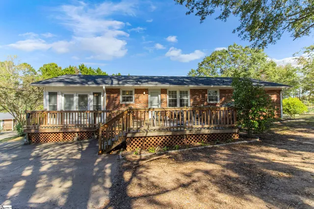 $244,000 | 8 Pinecrest Drive, Williamston, SC 29697