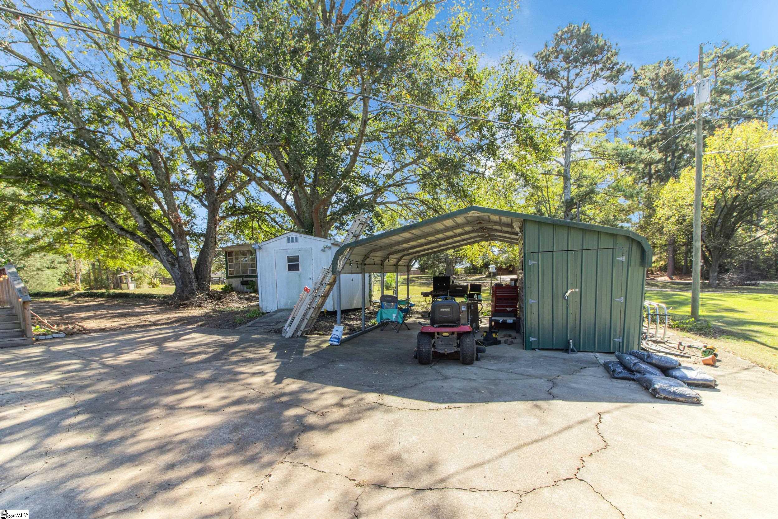 8 Pinecrest Drive Williamston, SC 29697 - Photo 32 of 38