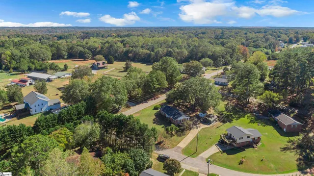 $244,000 | 8 Pinecrest Drive, Williamston, SC 29697