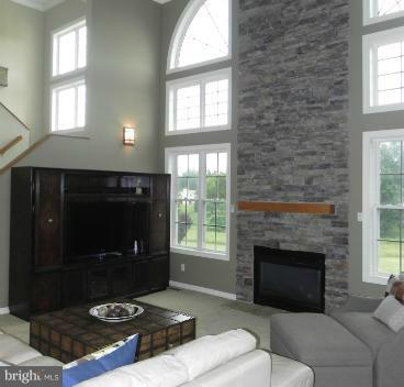 318 Delight Meadows Road Reisterstown, MD 21136 - Photo 7 of 30 Family Room w/ 2-story ceiling