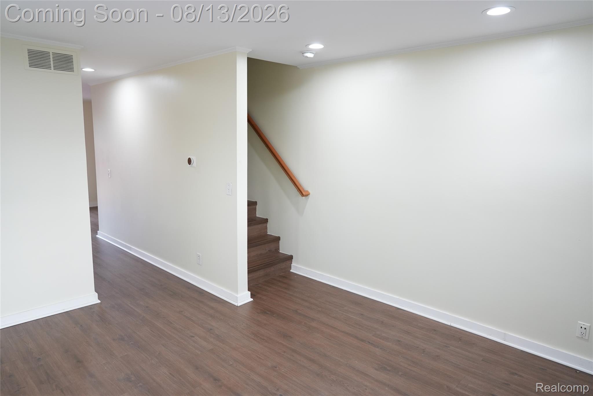 2018 John R Road Troy, MI 48083 - Photo 4 of 57 DSC07608.JPG