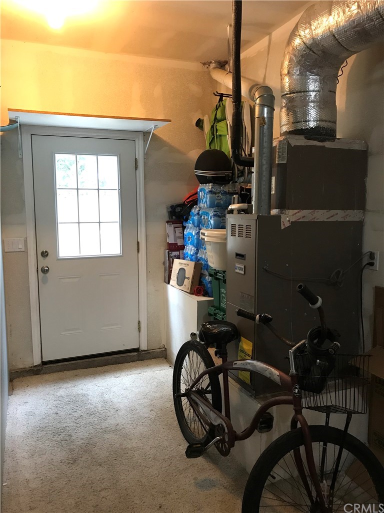 2378 Cornell Drive Costa Mesa, CA 92626 - Photo 26 of 40 a view of gym equipment with windows