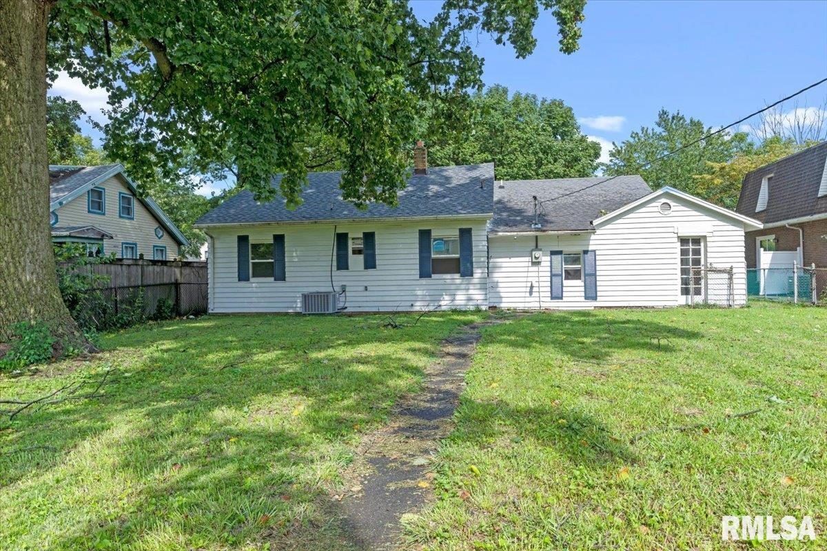 201 South Walnut Street Springfield, IL 62704 - Photo 29 of 35