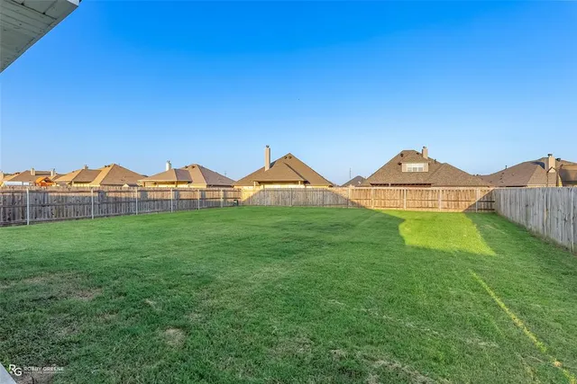 $299,900 | 552 Brunswick Gardens, Haughton, LA 71037