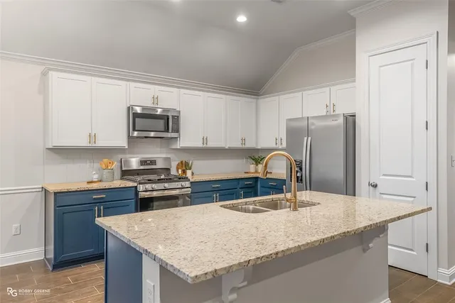 $299,900 | 552 Brunswick Gardens, Haughton, LA 71037