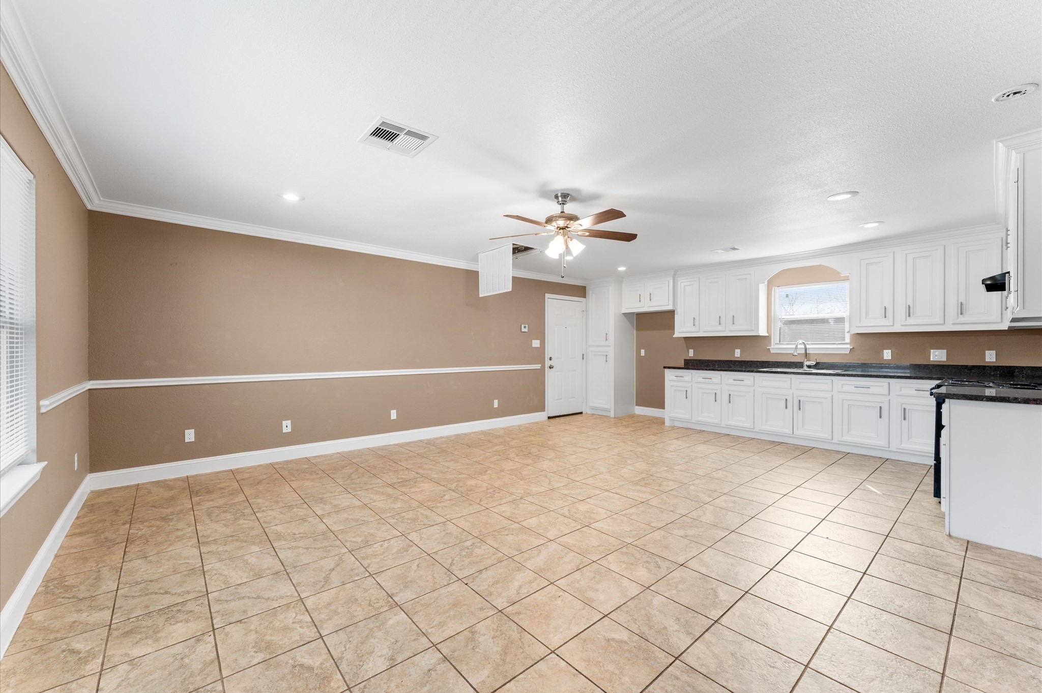8221 Brockton Street Houston, TX 77017 - Photo 14 of 32