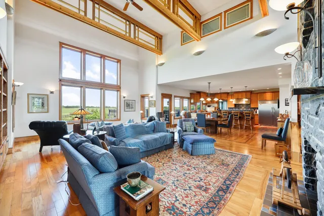 $4,500,000 | 852 County Rd Jg, Mount Horeb, WI 53572