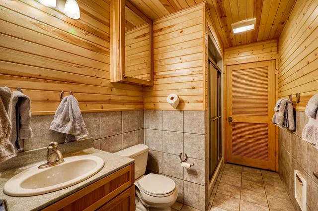 $4,500,000 | 852 County Rd Jg, Mount Horeb, WI 53572