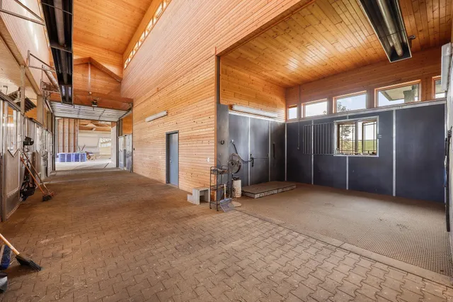 $4,500,000 | 852 County Rd Jg, Mount Horeb, WI 53572