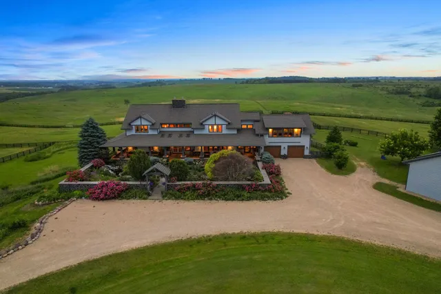 $4,500,000 | 852 County Rd Jg, Mount Horeb, WI 53572