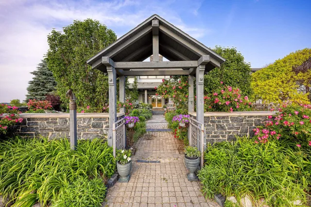 $4,500,000 | 852 County Rd Jg, Mount Horeb, WI 53572