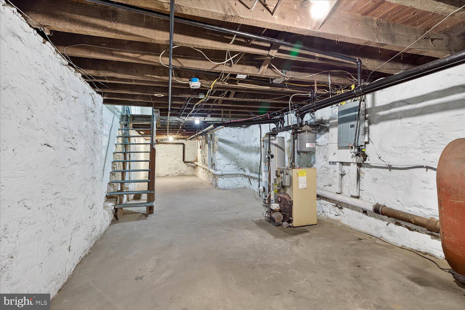 718 High Street Lancaster, PA 17603 - Photo 22 of 33 a view of storage and utility room