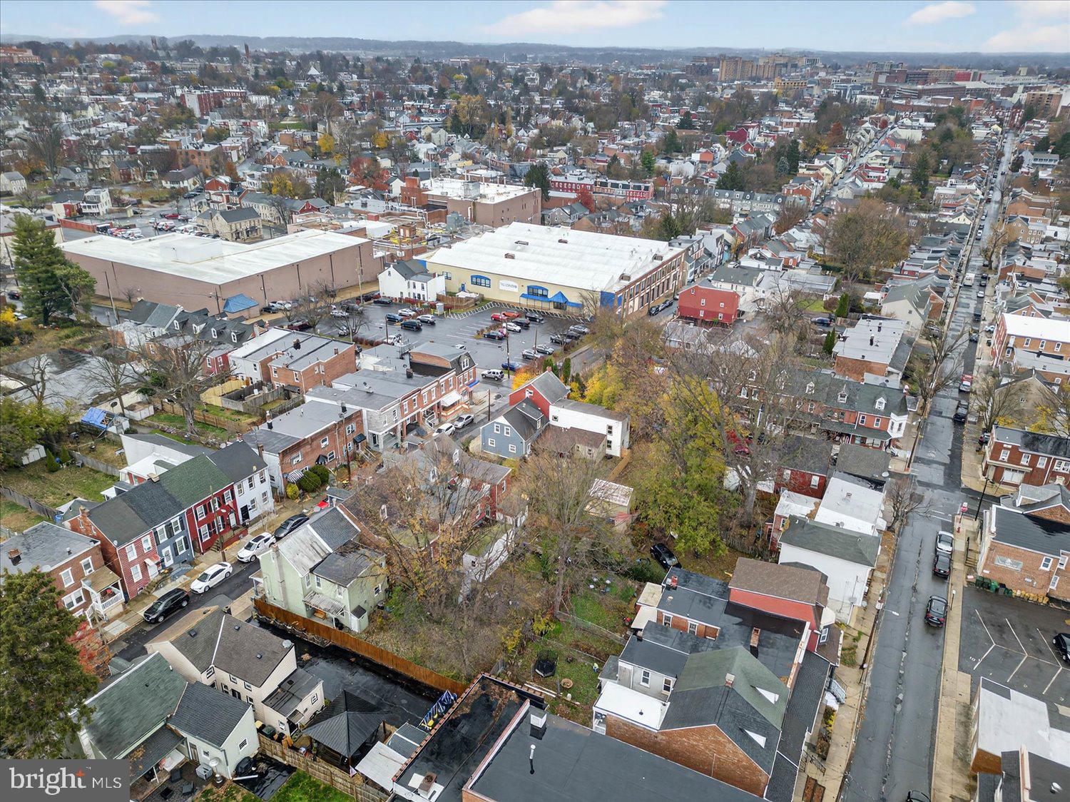 718 High Street Lancaster, PA 17603 - Photo 30 of 33 an aerial view of a city with lots of residential buildings