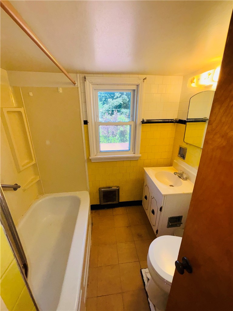 230 Desmond Road Greece, NY 14616 - Photo 23 of 33