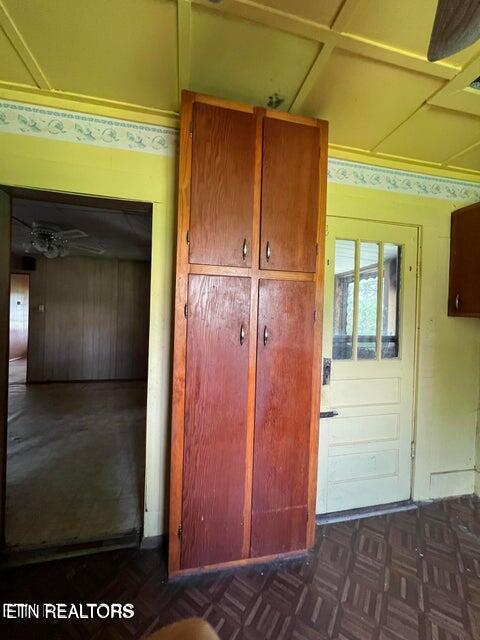 121 Sexton Lane Oneida, TN 37841 - Photo 12 of 32 20240729201536405777000000-o