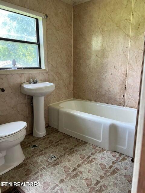 121 Sexton Lane Oneida, TN 37841 - Photo 14 of 32 20240729201613705801000000-o