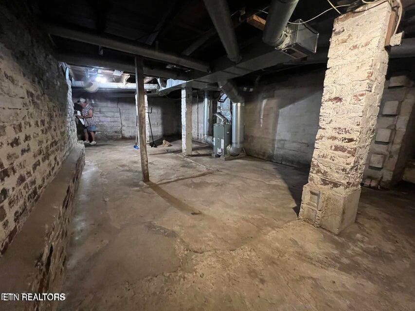 121 Sexton Lane Oneida, TN 37841 - Photo 26 of 32 20240605203430899065000000-o