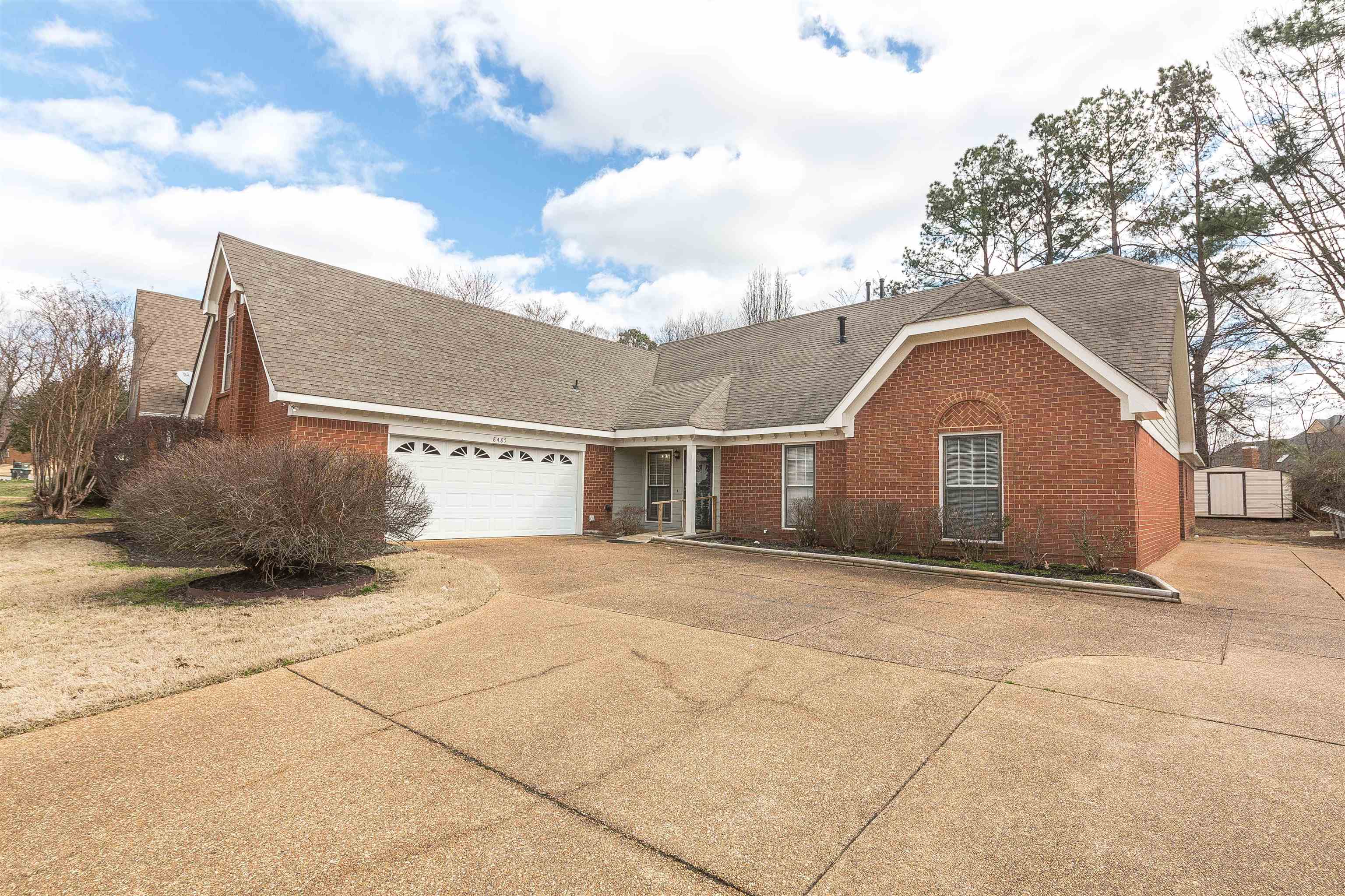 8485 Buckhurst Road Memphis, TN 38016 - Photo 1 of 25 Gallery Image 1