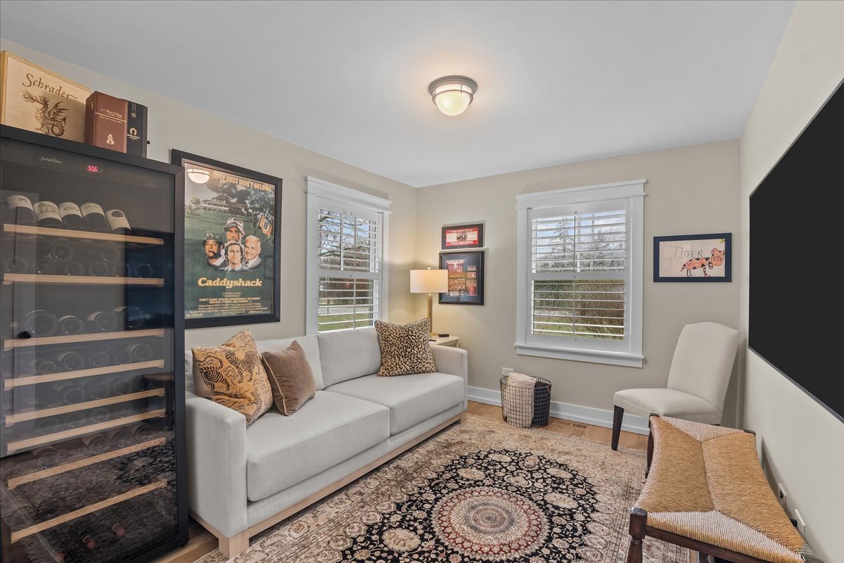 140 West Old Elm Road Lake Forest, IL 60045 - Photo 31 of 38 a living room with furniture and a window