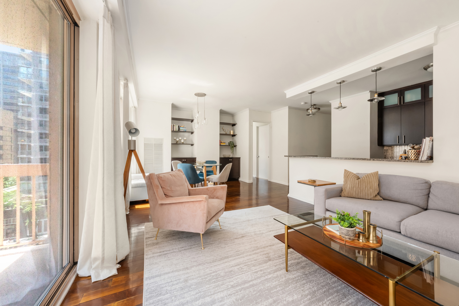 200 East 69th Street, Unit 7L Manhattan, NY 10021 - Photo 1 of 7