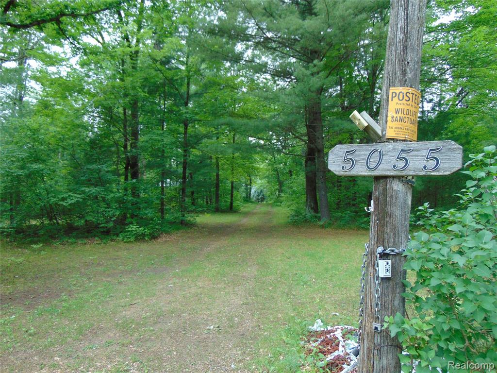 5055 Adams Road Gladwin, MI 48624 - Photo 2 of 35