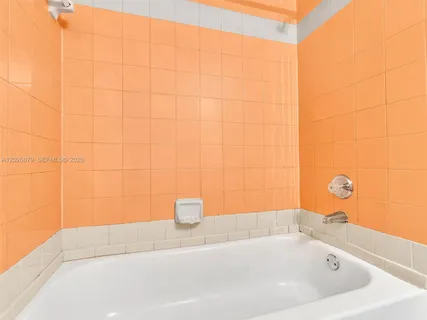 $325,000 | 8695 Northwest 6th Lane, Unit 2111, Miami, FL 33126